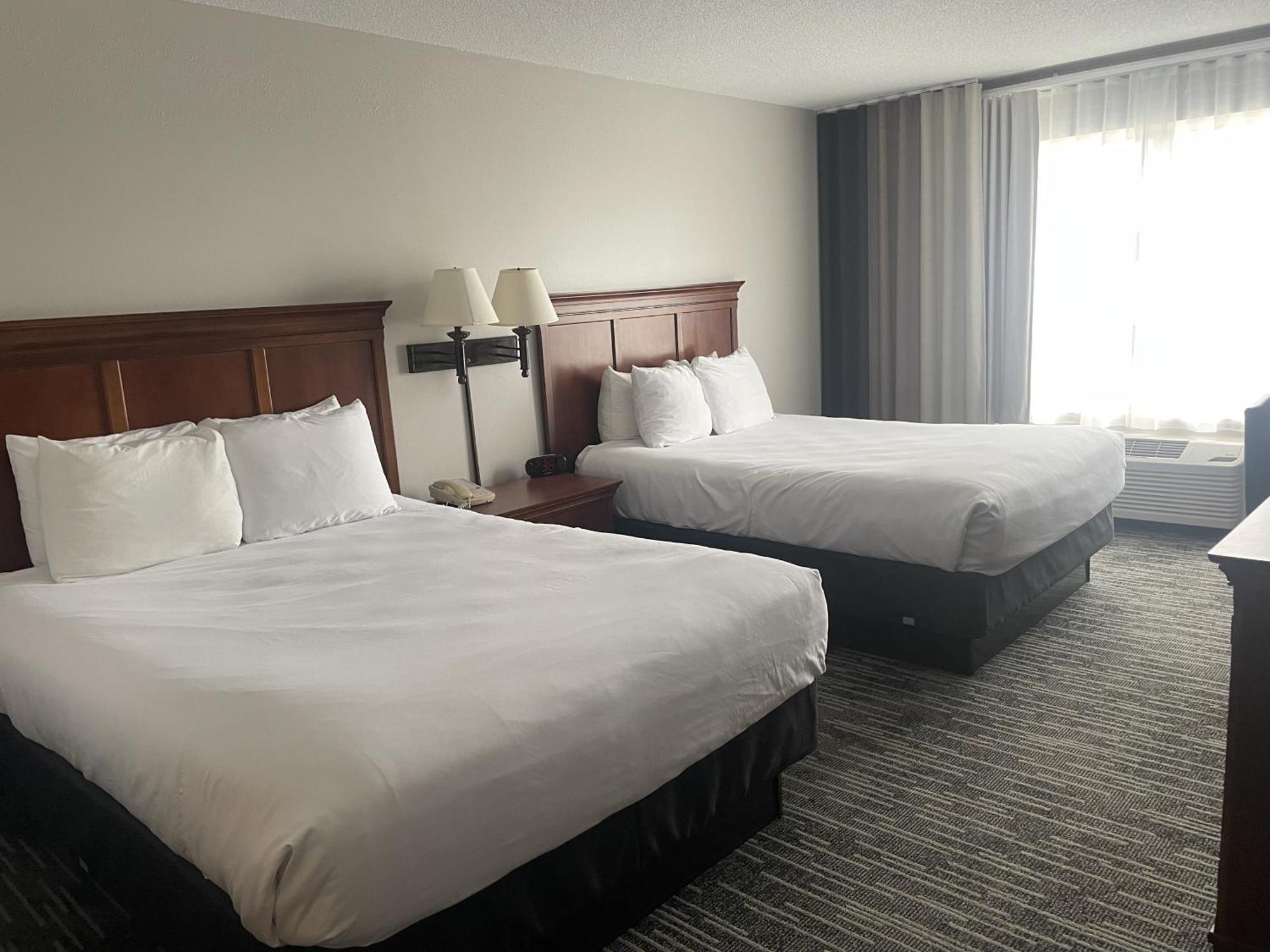 Best Western فورت دودج المظهر الخارجي الصورة